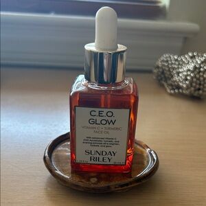 Sunday Riley C.E.O. Glow Vitamin C Turmeric Face Oil
